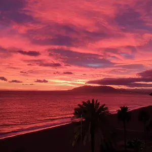 Moderno Piso Céntrico Frente Al Mar Con Gran Terraza Apartamento